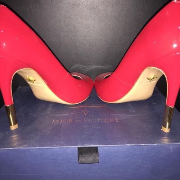 Pour la Victoire Red pumps size 9 US - Picture 2 of 4